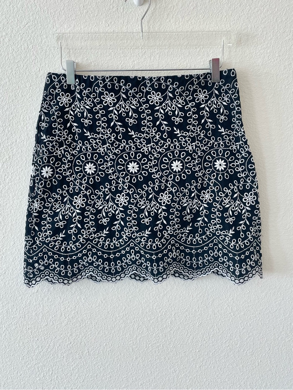 Loft Black & White Eyelet Lace Scalloped Skirt